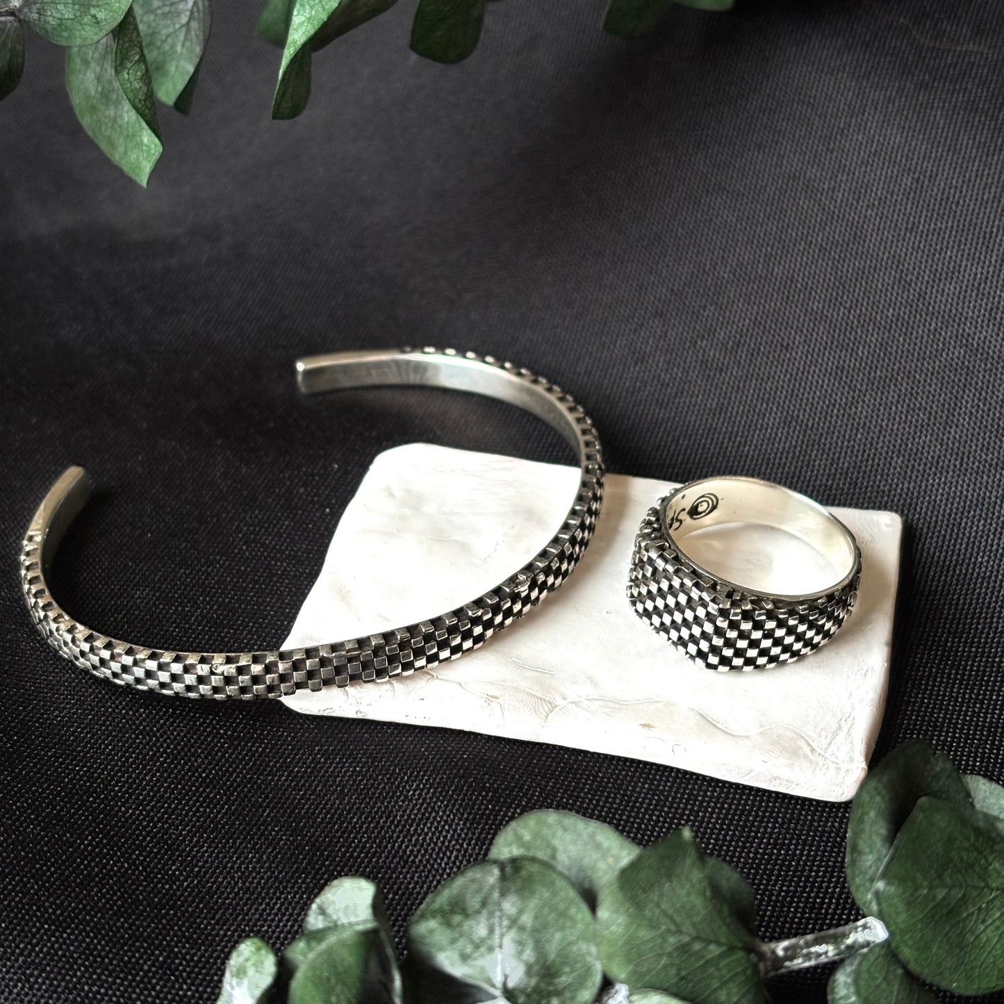 Spoke, Mosaic Cuff