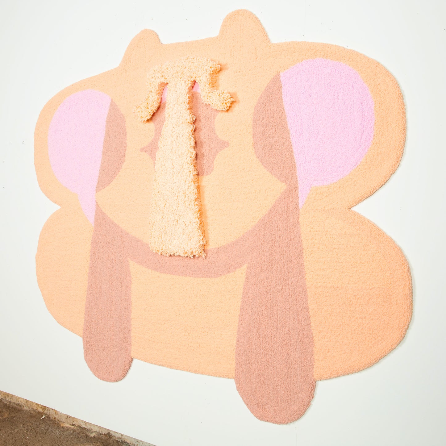 Brianna Gluszak, Peach Bum