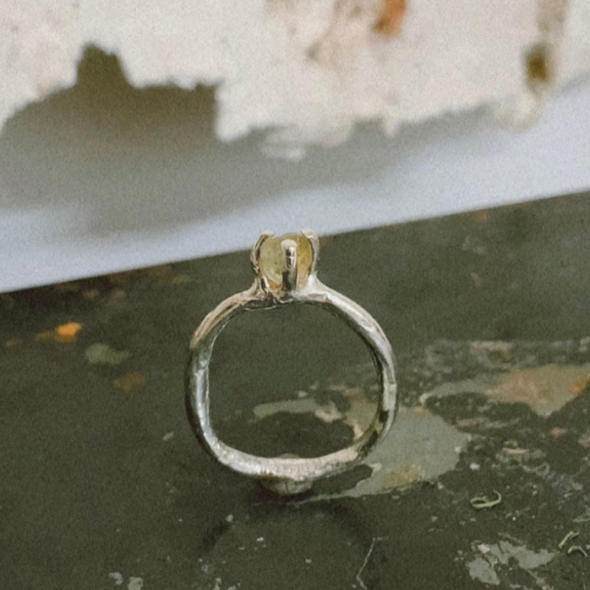 RYHN, Rough Sapphire Ring