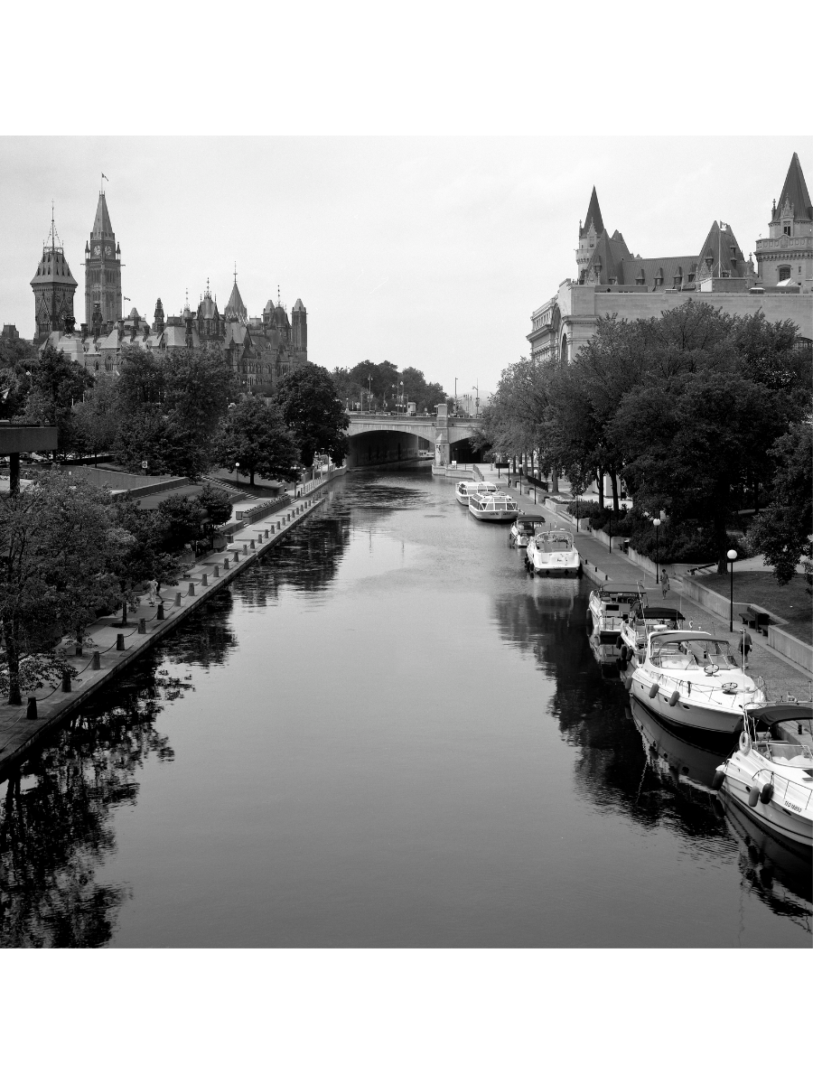 Jordan Craig, Boats by Canal-1