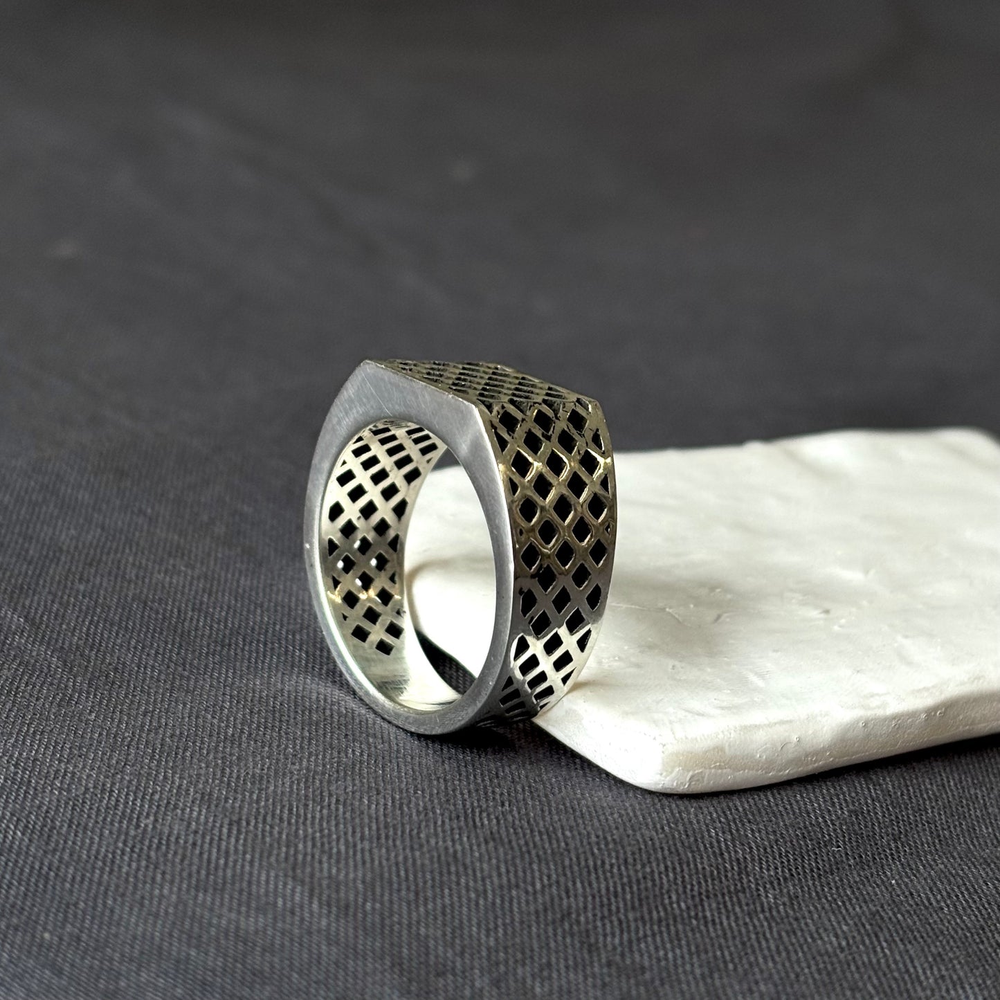 Spoke, Artemis Ring