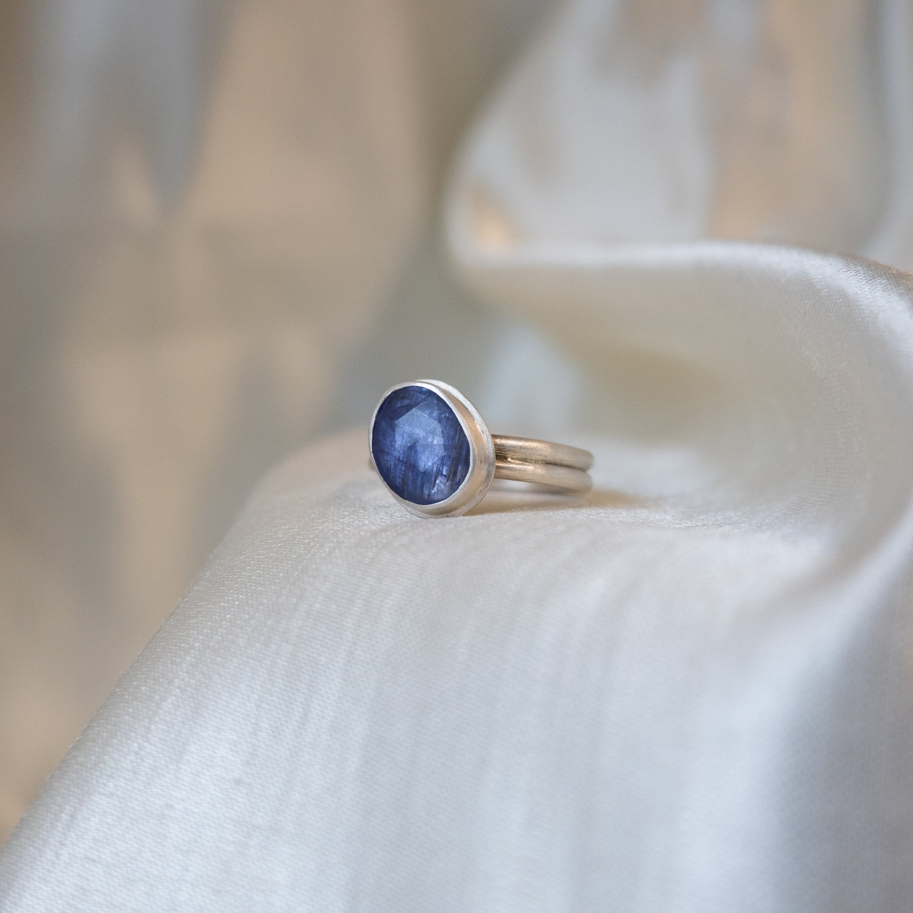 Andrea Mueller, Tanzanite Silver Ring