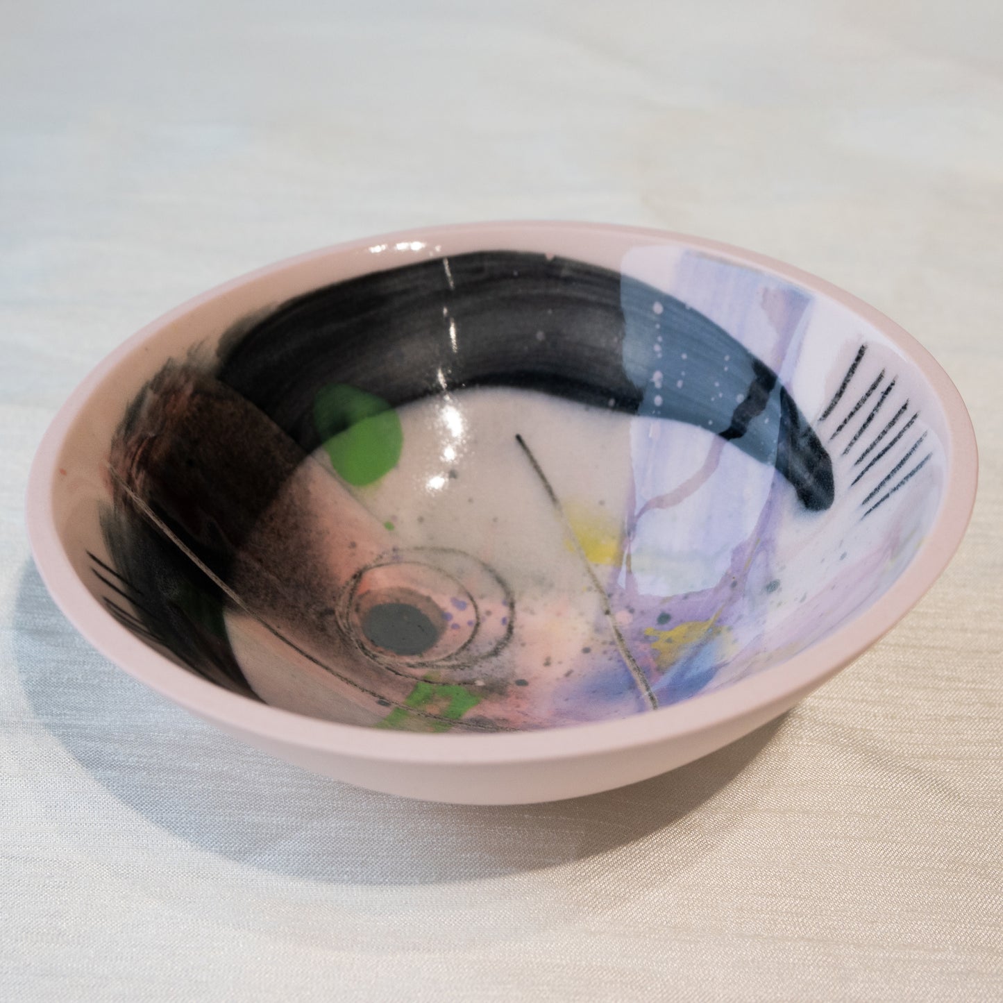 Dauma Stirbyte, Large Pink Snack Attack Bowl