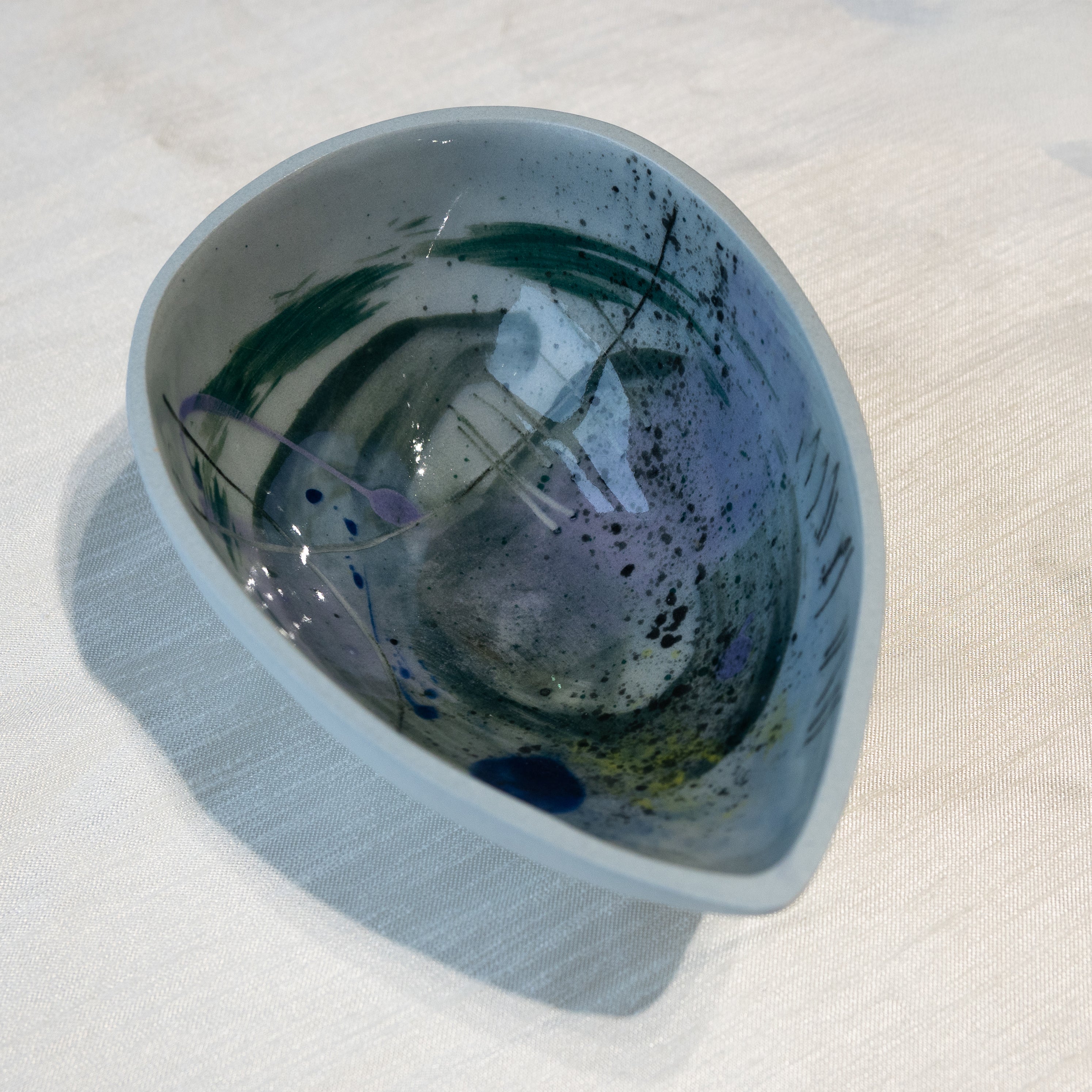 Dauma Stirbyte, Snack Attack Teardrop Bowl-3