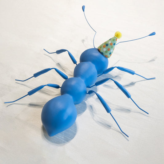 Dauma Stirbyte, Party Ant