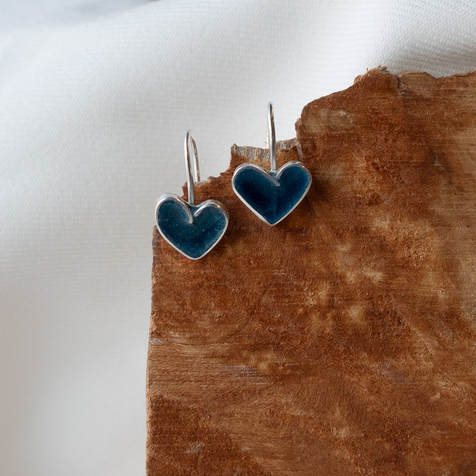 Galili Ellis, Enamel Heart Earrings-7