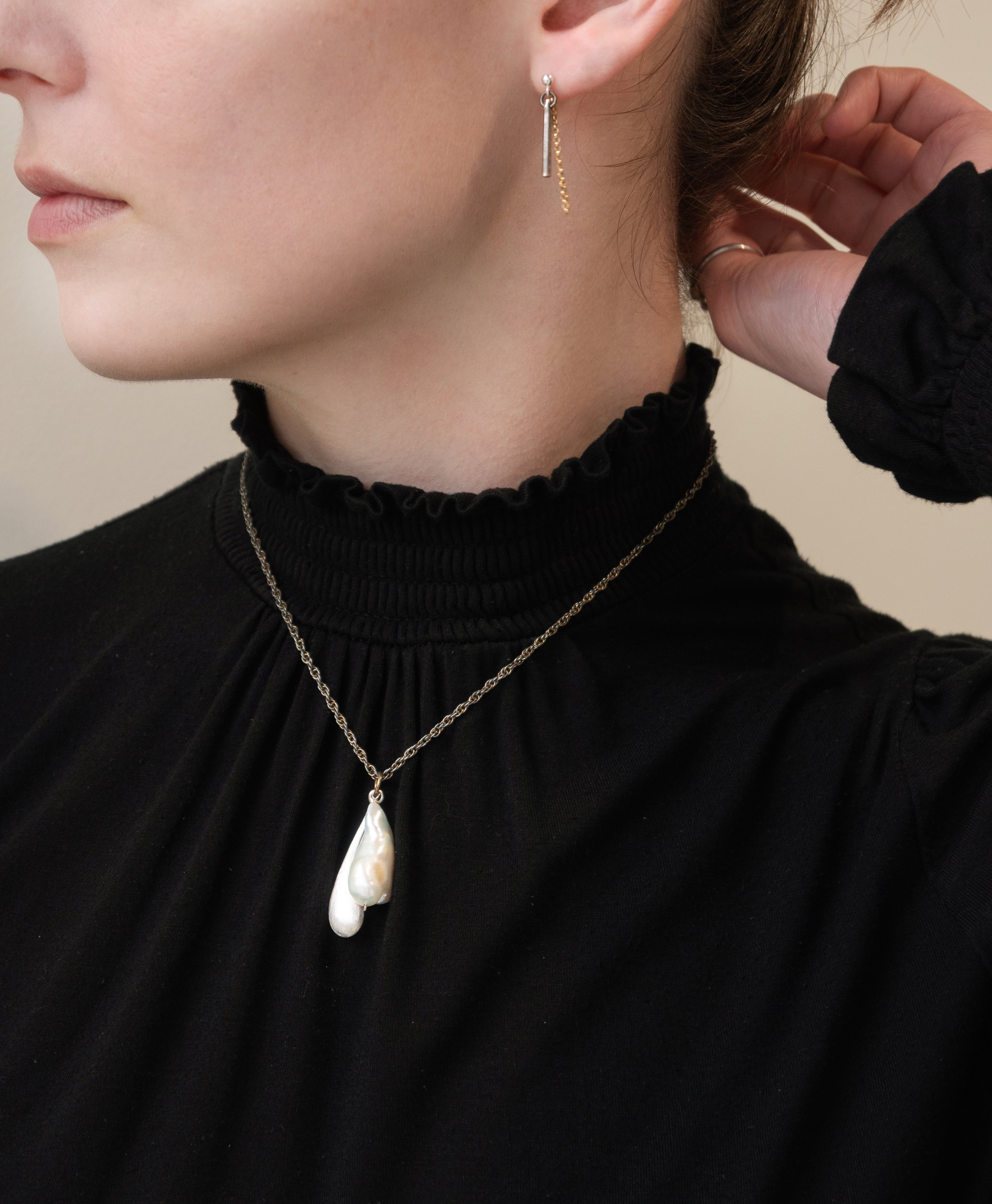 Brenda Wong, Arista Necklace