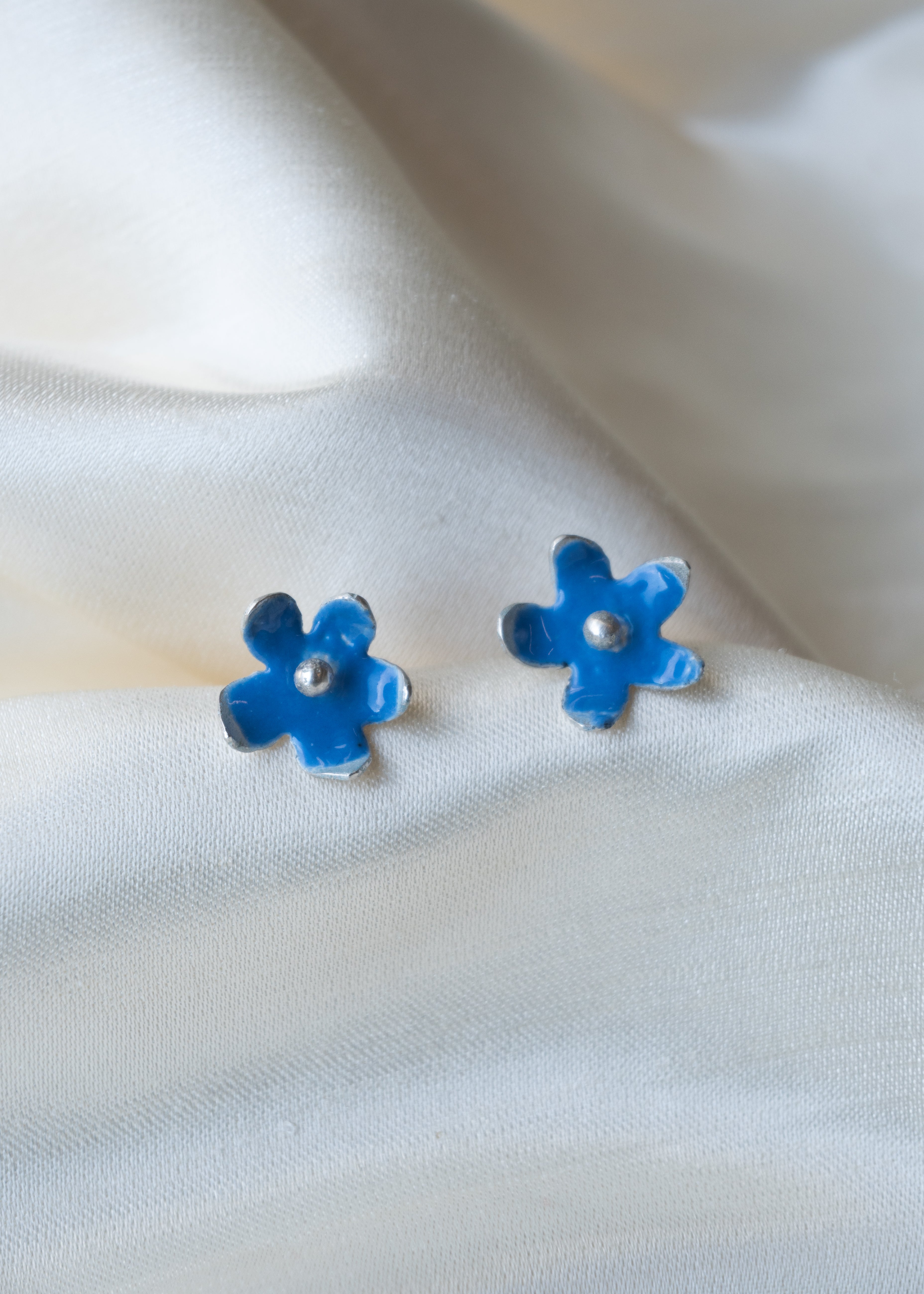 Galili Ellis, Enamel Forget-me-not Studs-1