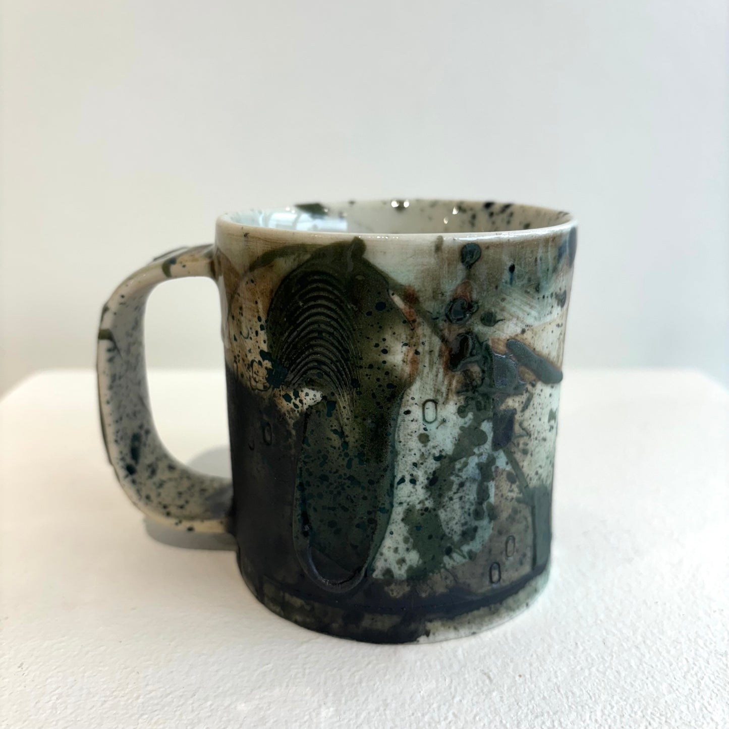 Dauma Stirbyte, Mug