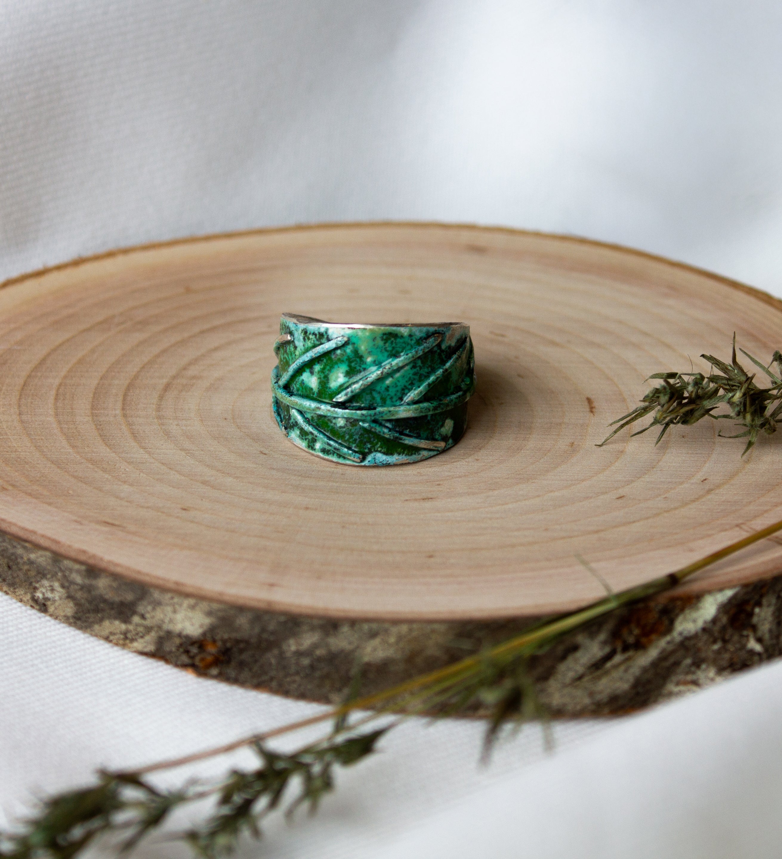 Galili Ellis, Silver and Green Leaf Ring-3