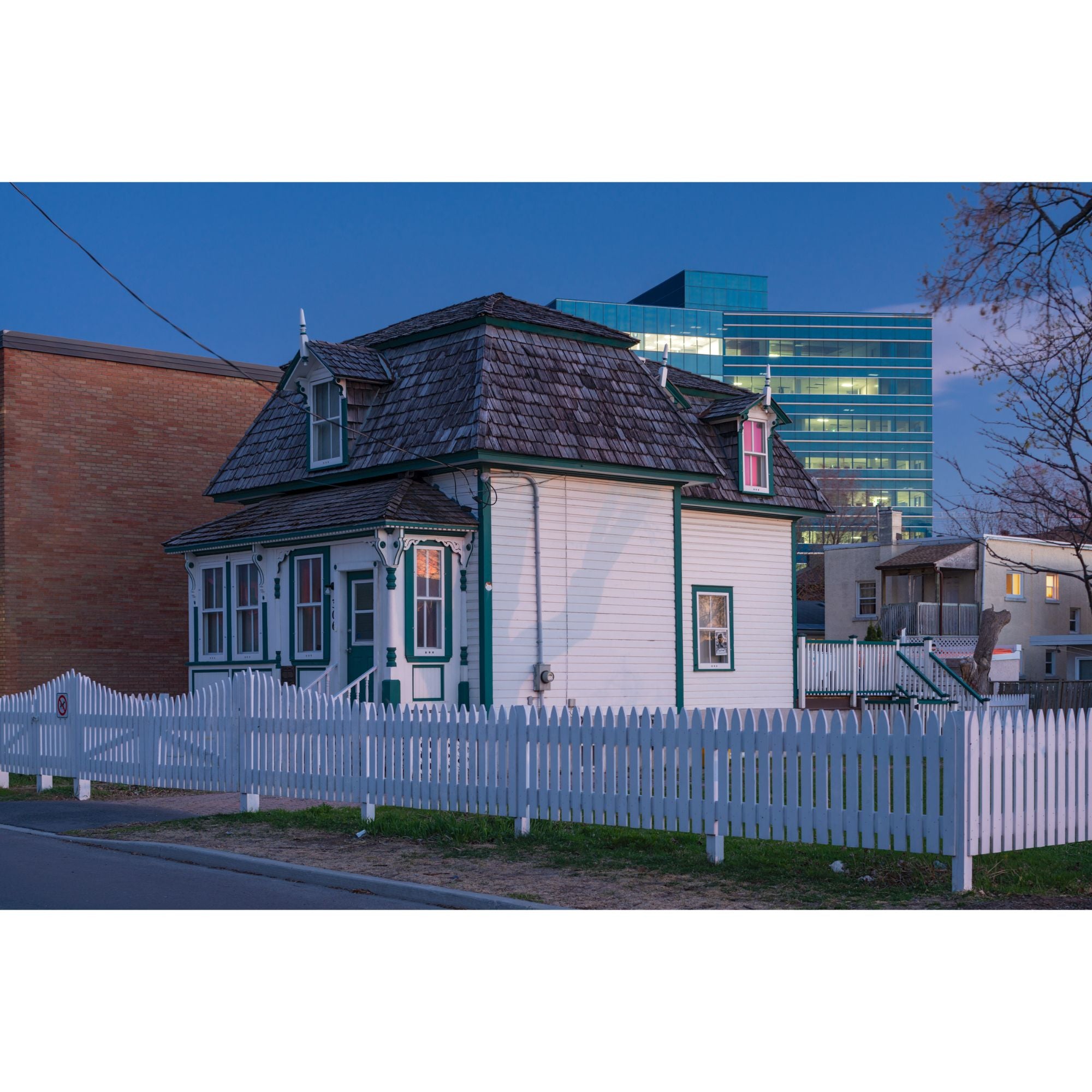 Błażej Marczak, The Gamman House