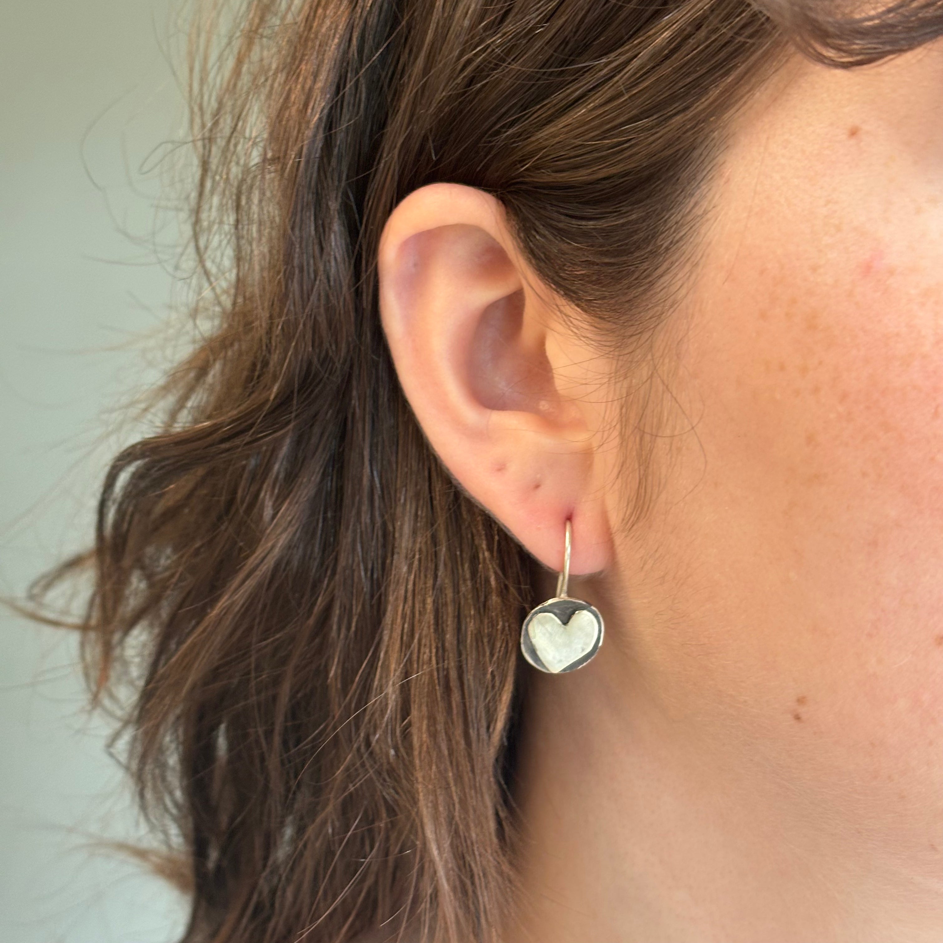 Galili Ellis, Silver Heart Earrings