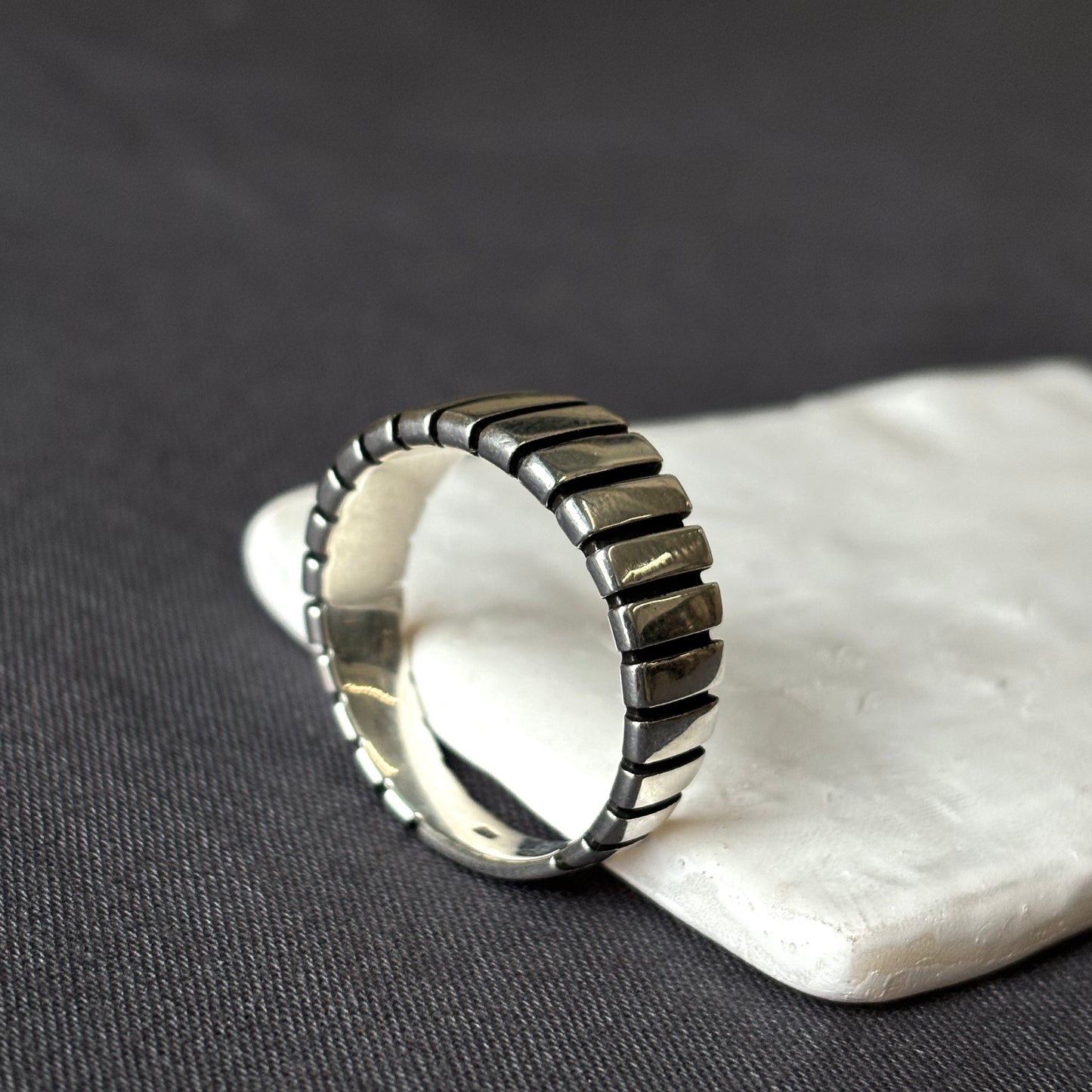 Spoke, Harmonia Ring