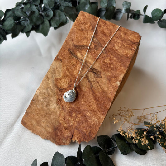 Kathryn Rebecca, Large Skipping Stone Necklace