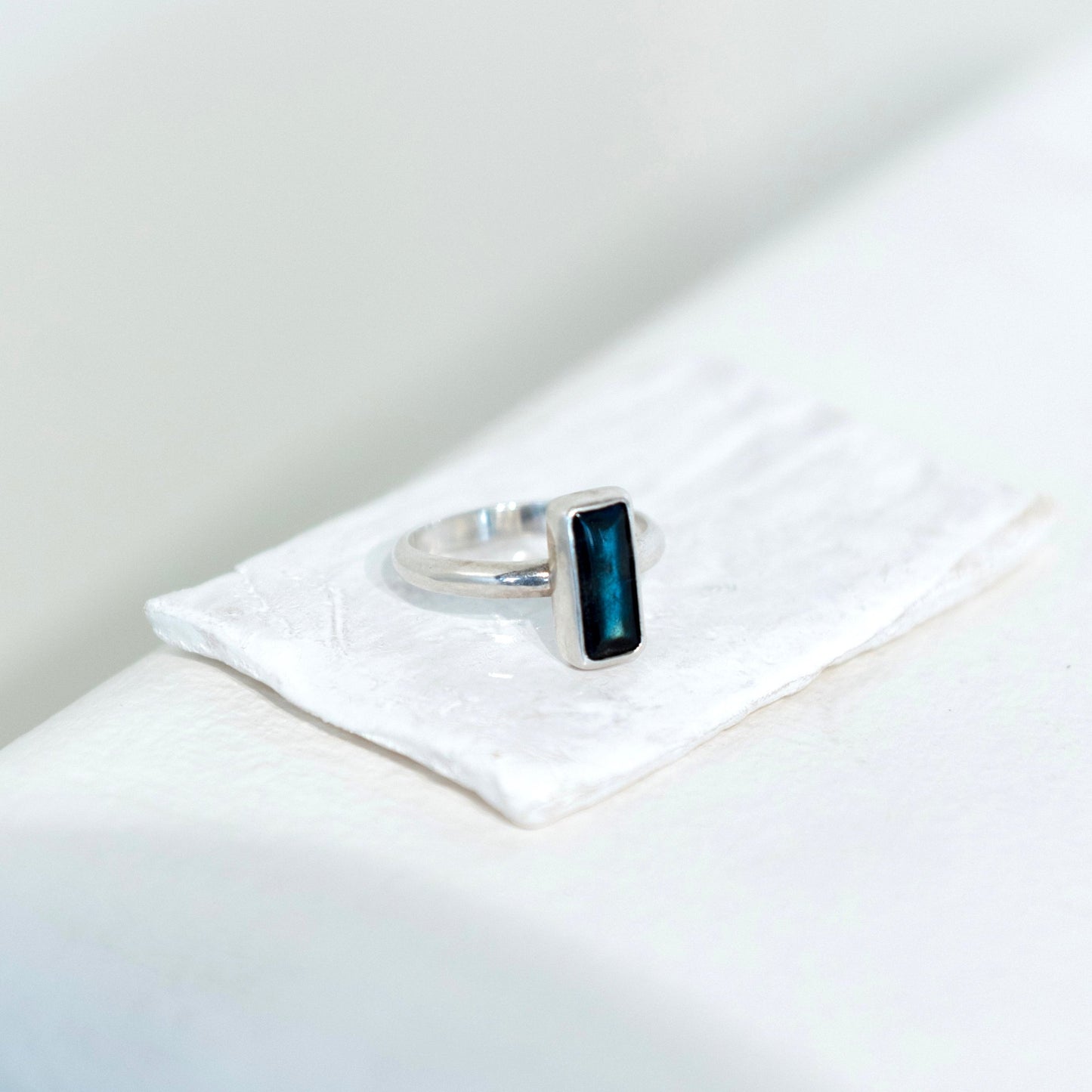 Galili Ellis, Labradorite Rectangle Ring