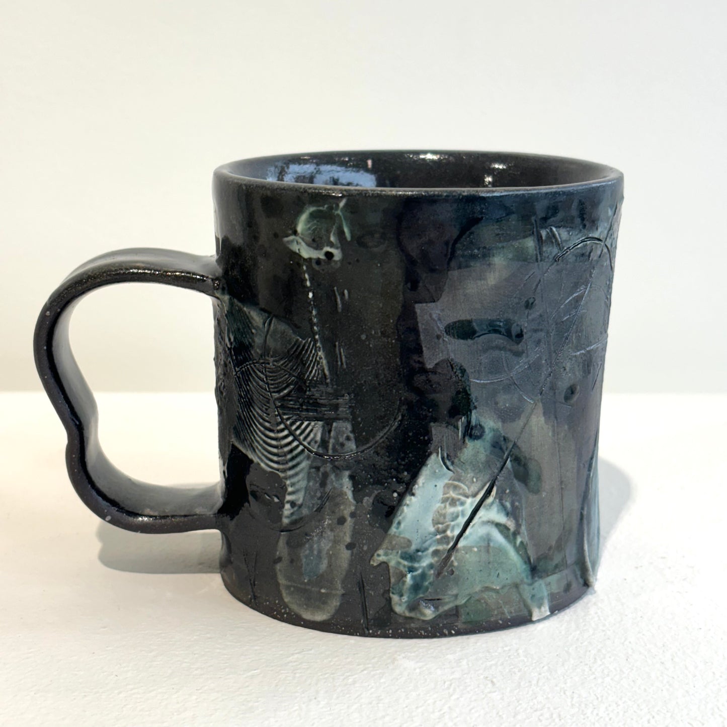 Dauma Stirbyte, Mug