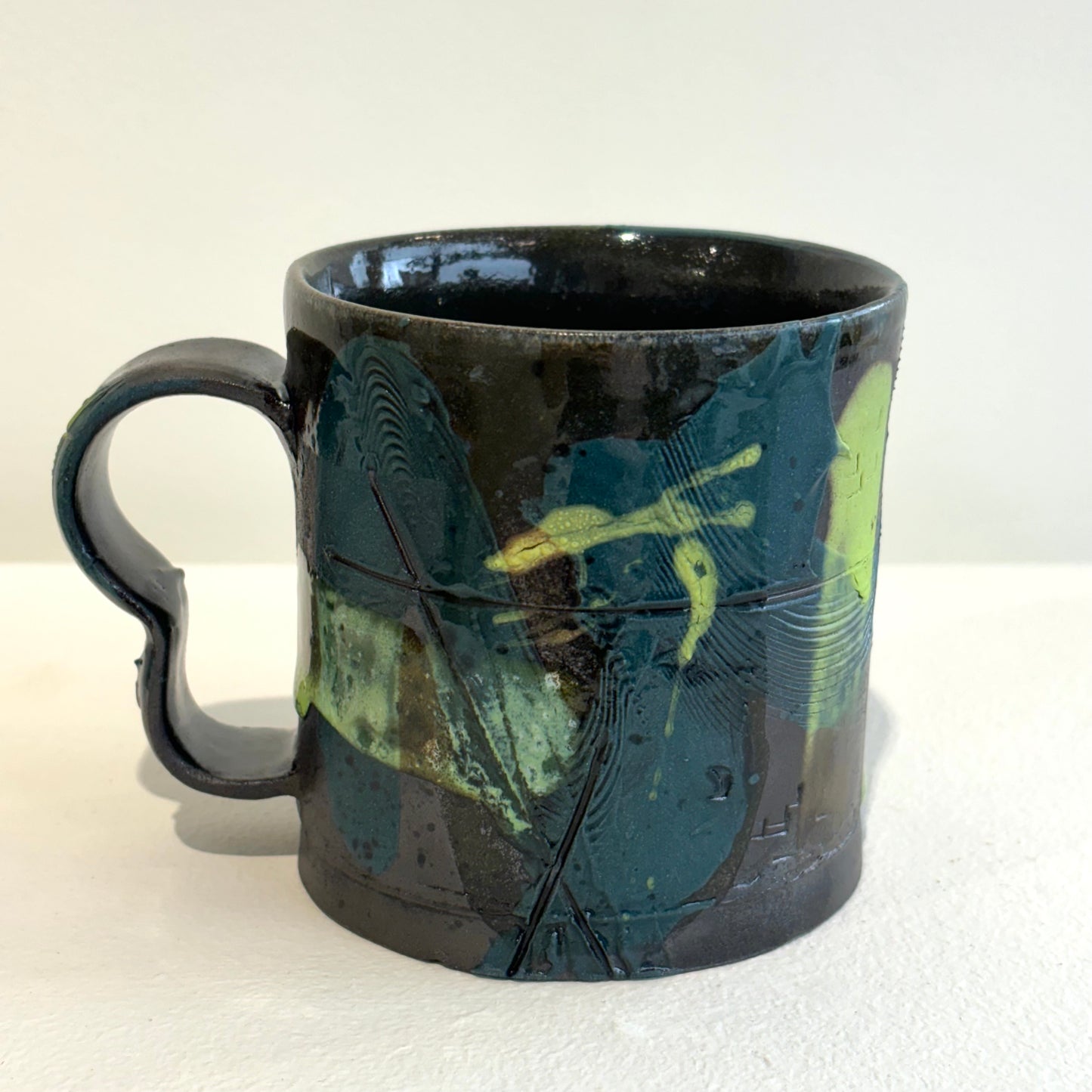 Dauma Stirbyte, Mug