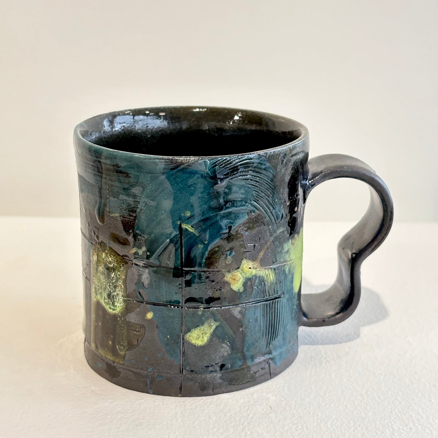 Dauma Stirbyte, Mug