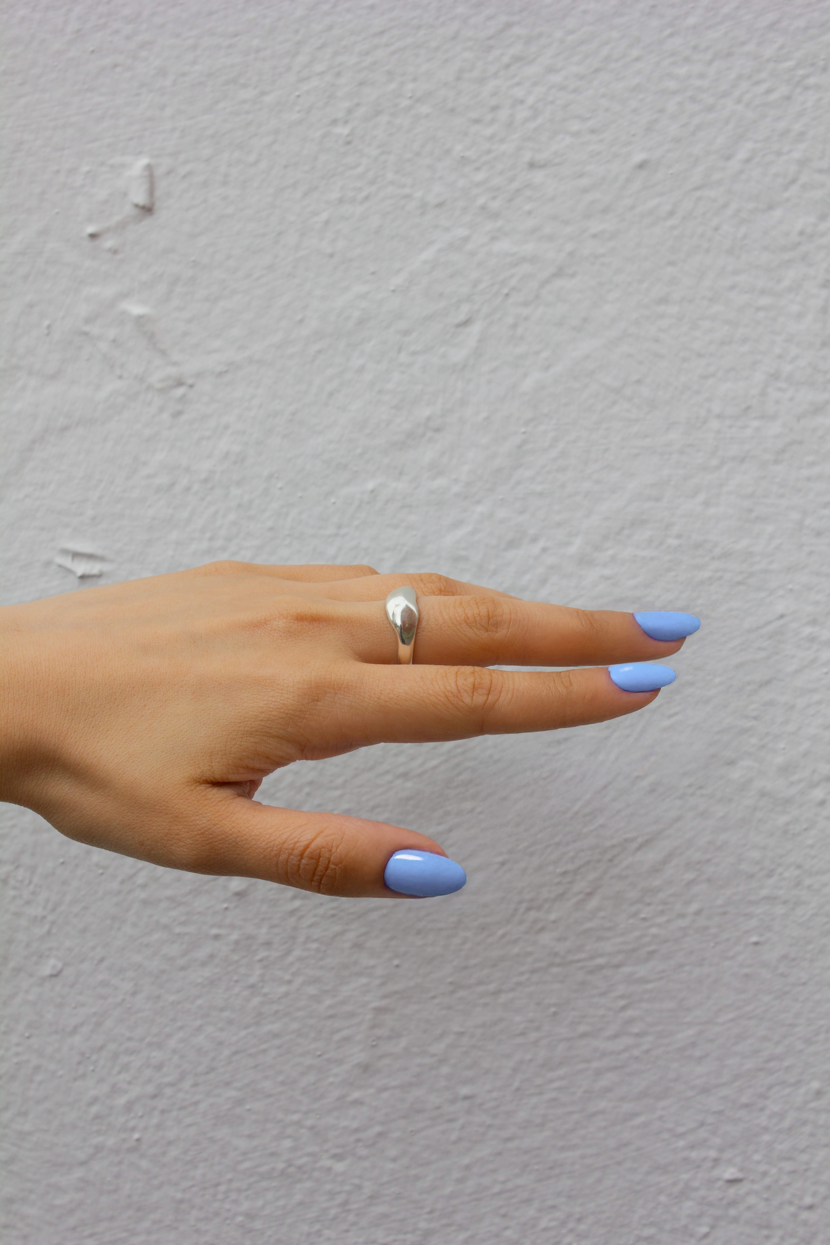 L.L.Y. Atelier, Little Wave Ring