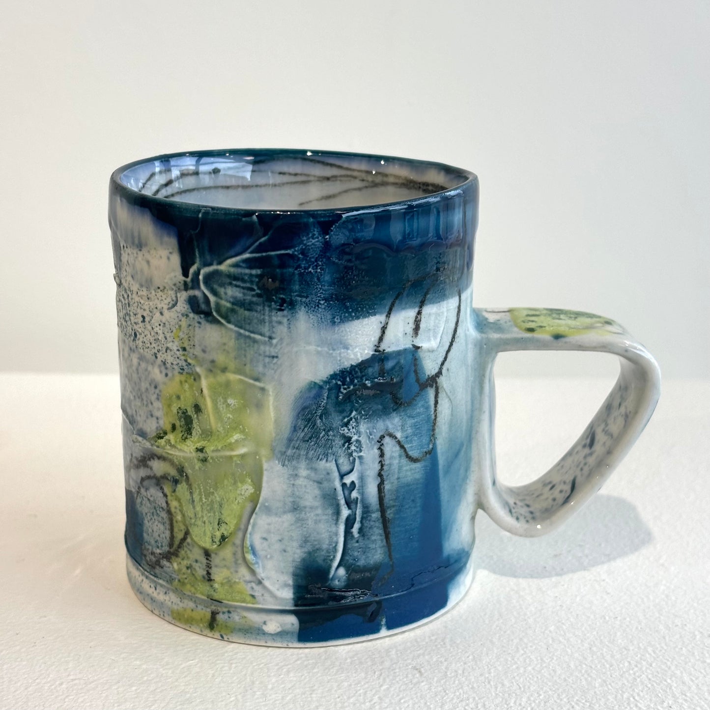 Dauma Stirbyte, Mug