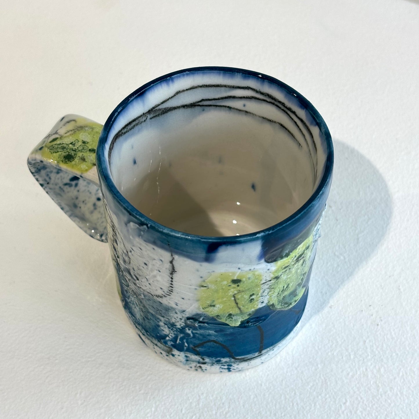 Dauma Stirbyte, Mug