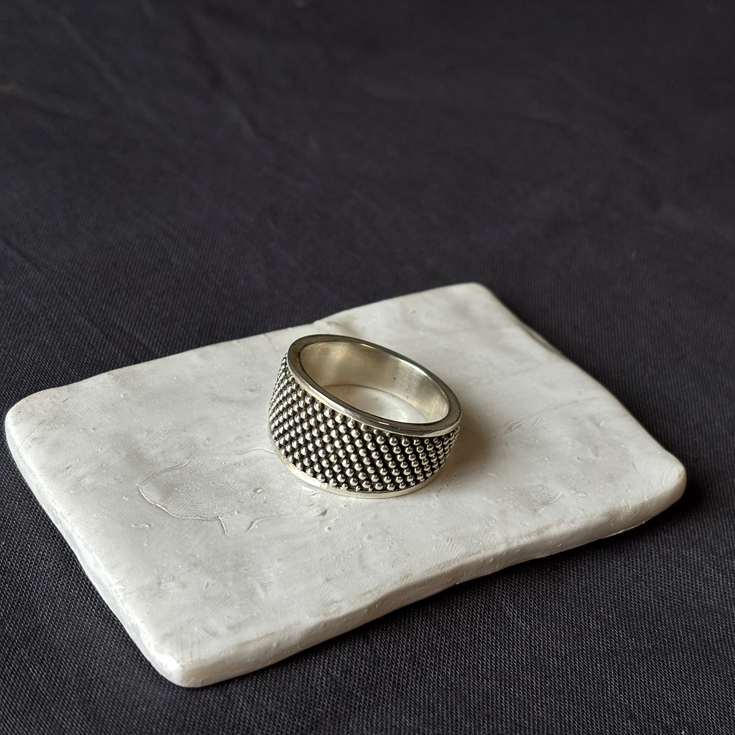 Spoke, Atra Ring-3