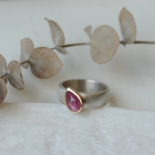 Andrea Mueller, Pink Sapphire Teardrop Ring