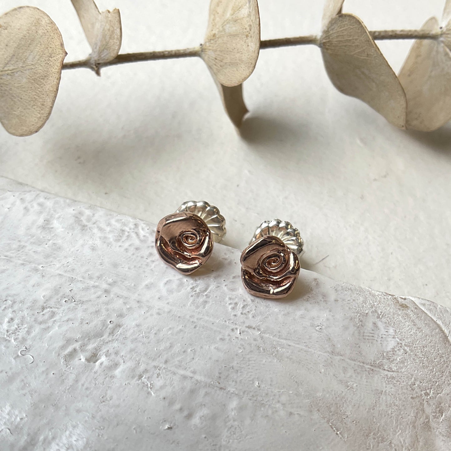 Kathryn Rebecca, Rose Studs