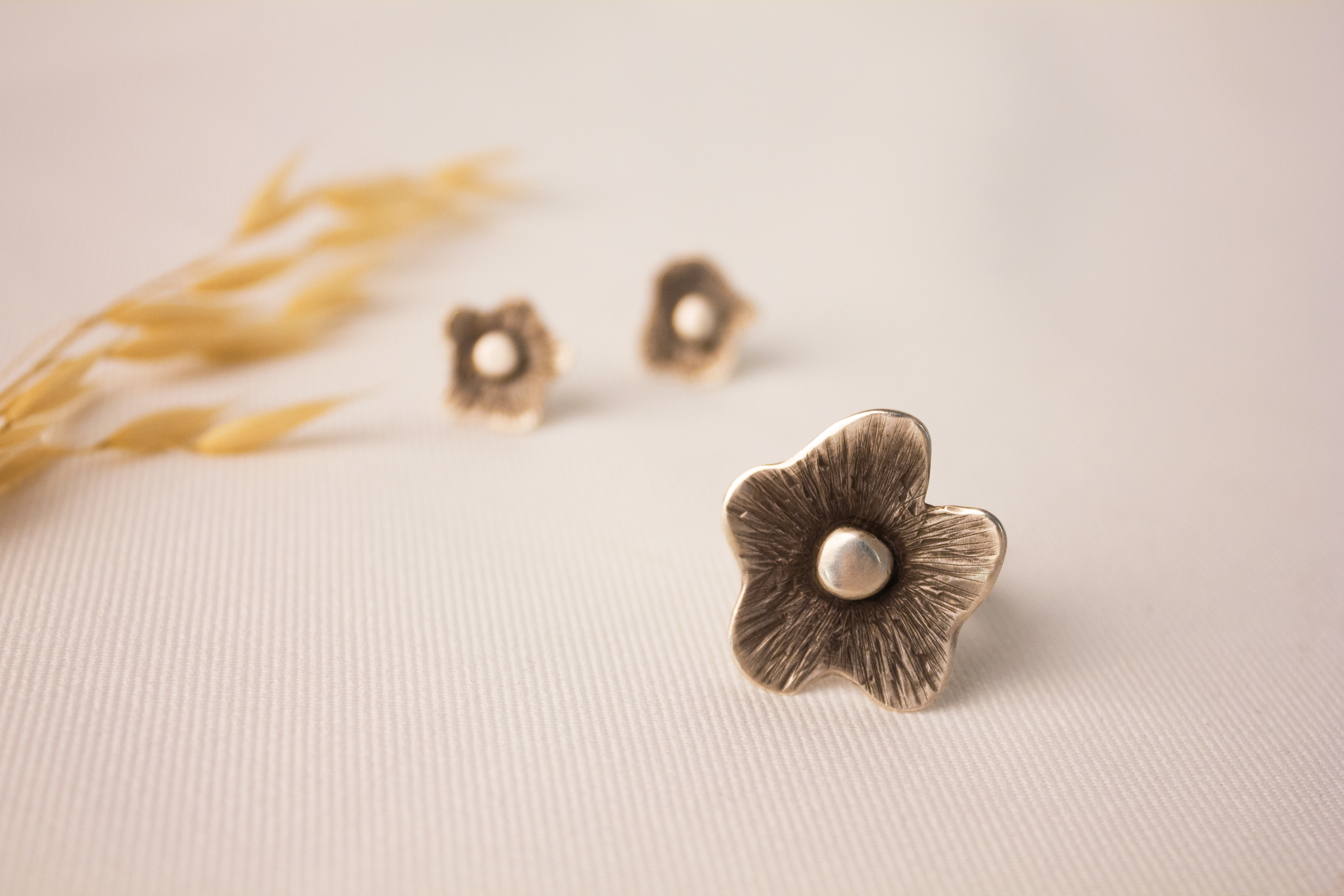 Galili Ellis, Stylized Poppy Earrings-3