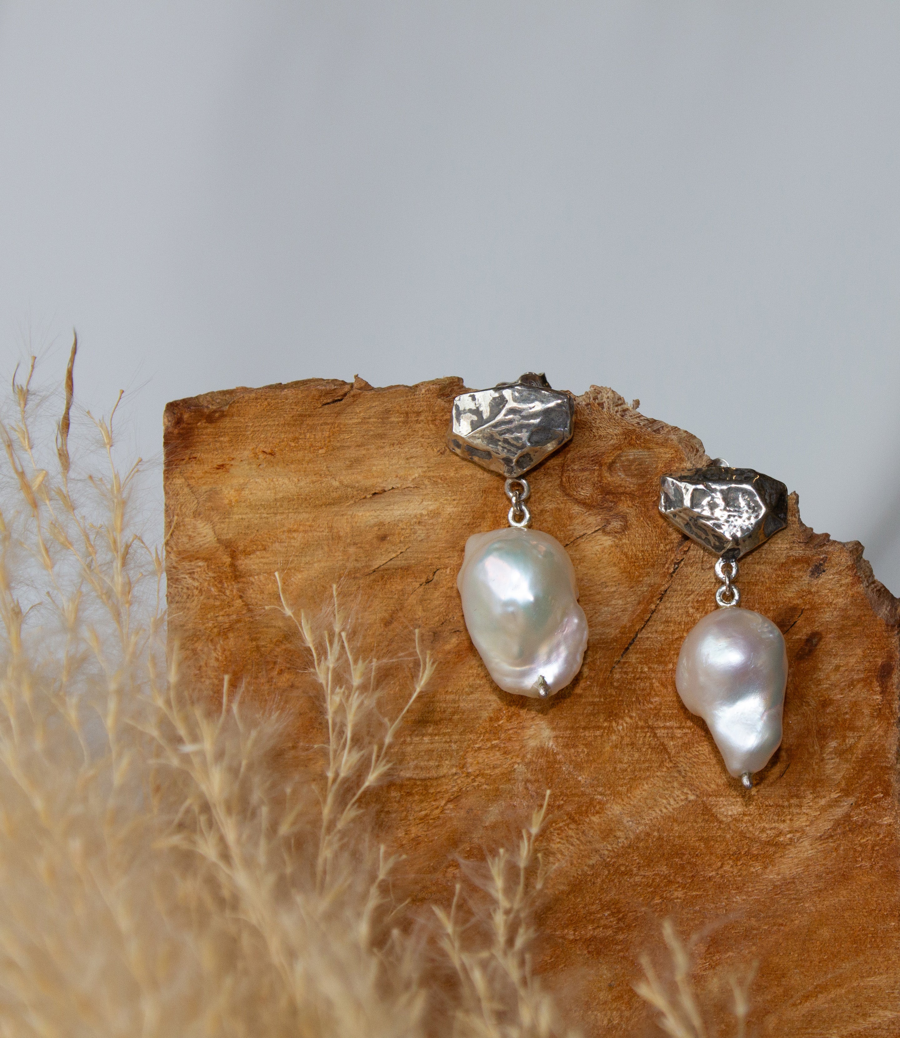 RYHN, Fireball Stone Earrings