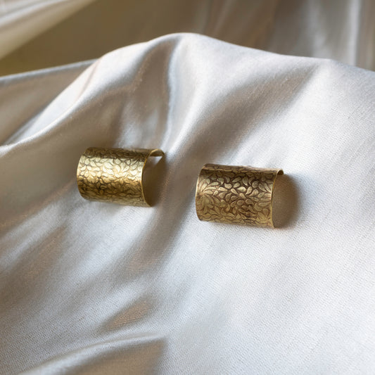 Galili Ellis, Chunky Wide Brass Open Hoops