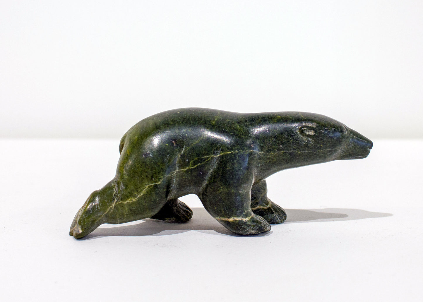 Munamee Shaqu, Traversing Bear