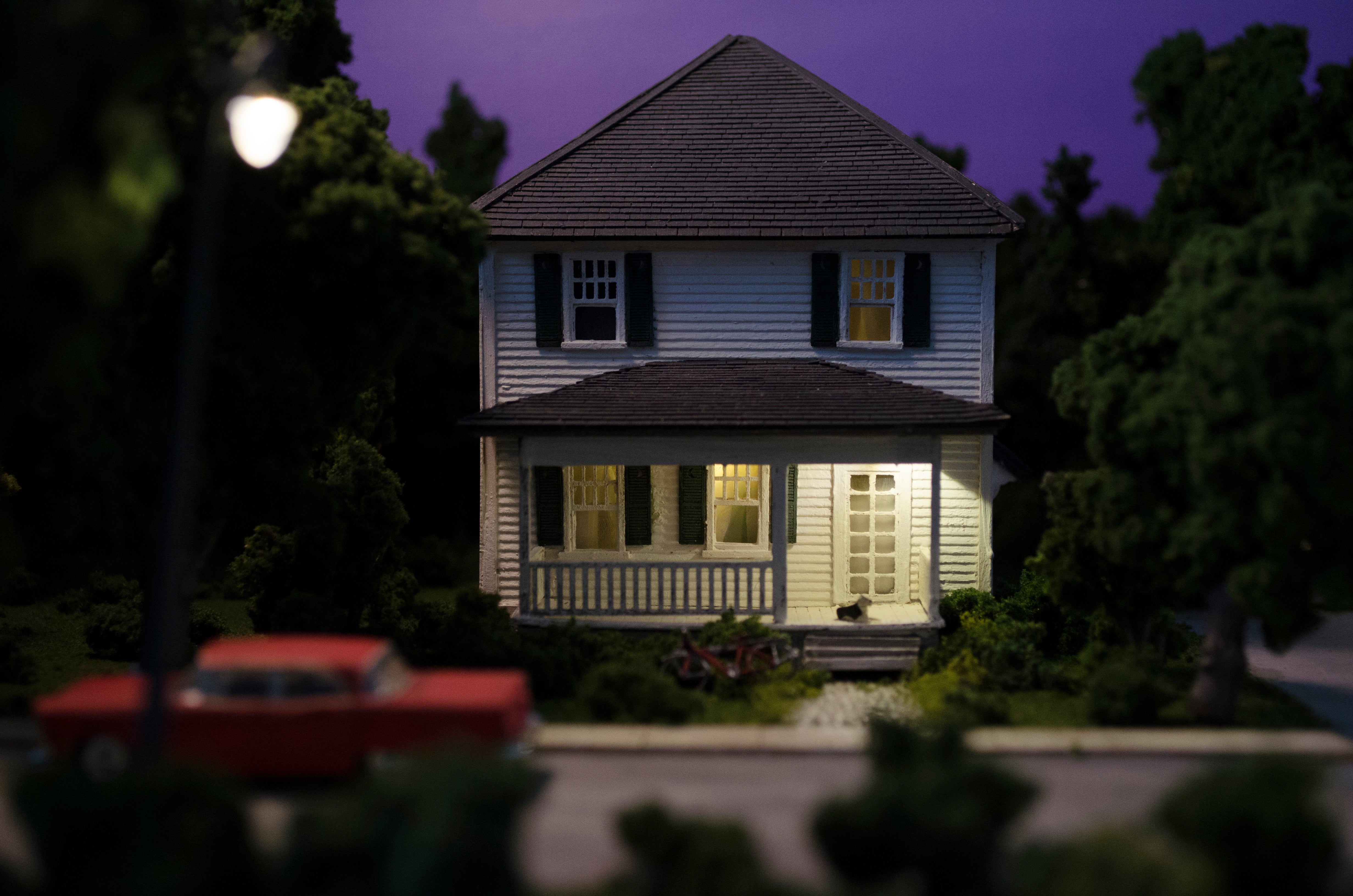 Patti Normand, Home