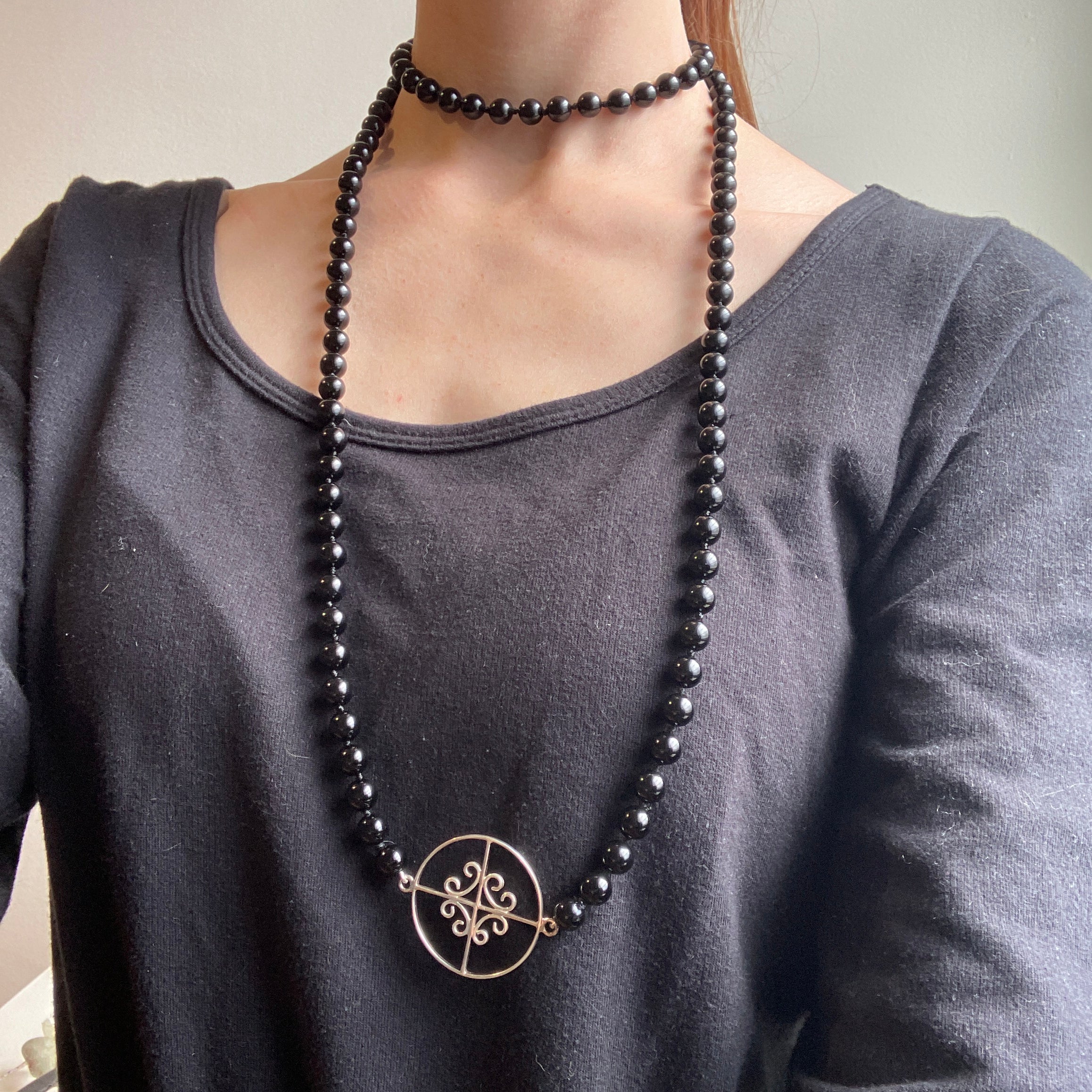 Alexandra Temple, Onyx and Silver Colonial Bar Necklace-3